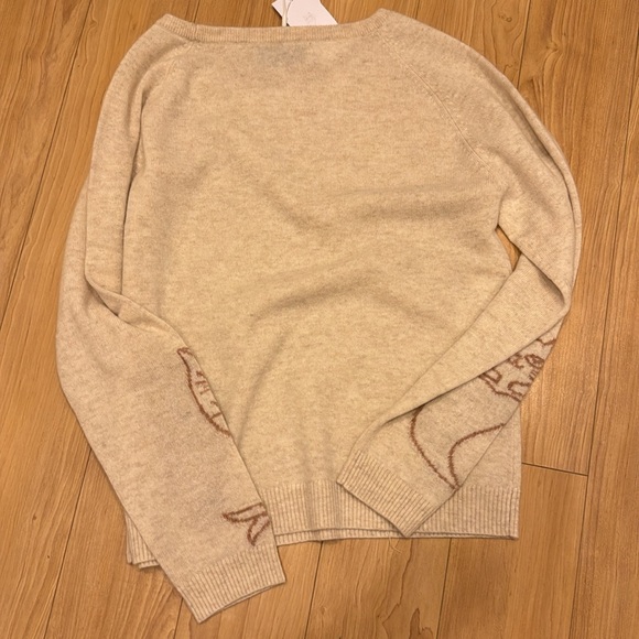 the cashmere sweater in almond - Picture 5 of 5